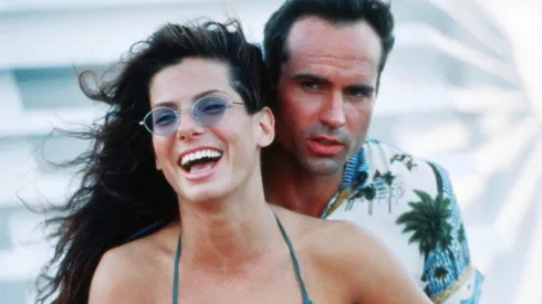 Sandra Bullock and Jason Patric in Speed 2: Cruise Control (1997)
