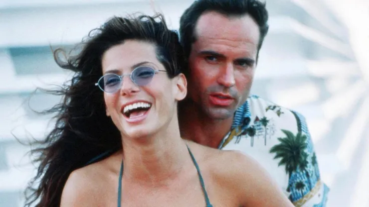 Sandra Bullock and Jason Patric in Speed 2: Cruise Control (1997)