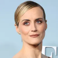 Happy 42nd Birthday, Taylor Schilling! Piper Chapman’s 5 Most Iconic ‘Orange is the New Black’ Episodes