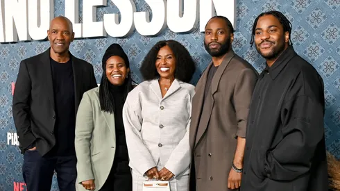 (L-R) Denzel Washington, Katia Washington, Pauletta Washington, John David Washington and Malcolm Washington attend the Premiere of Netflix's "The Piano Lesson" at The Egyptian Theatre Hollywood on November 19, 2024 in Los Angeles, California.