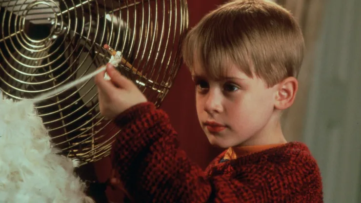 Macaulay Culkin in 'Home Alone' (1990)