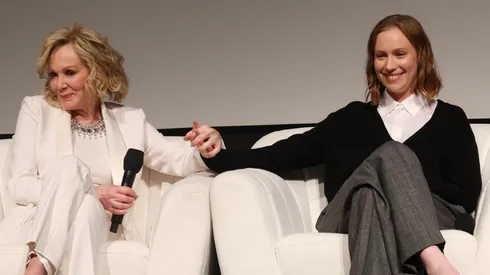 Jean Smart and Hannah Einbinder.