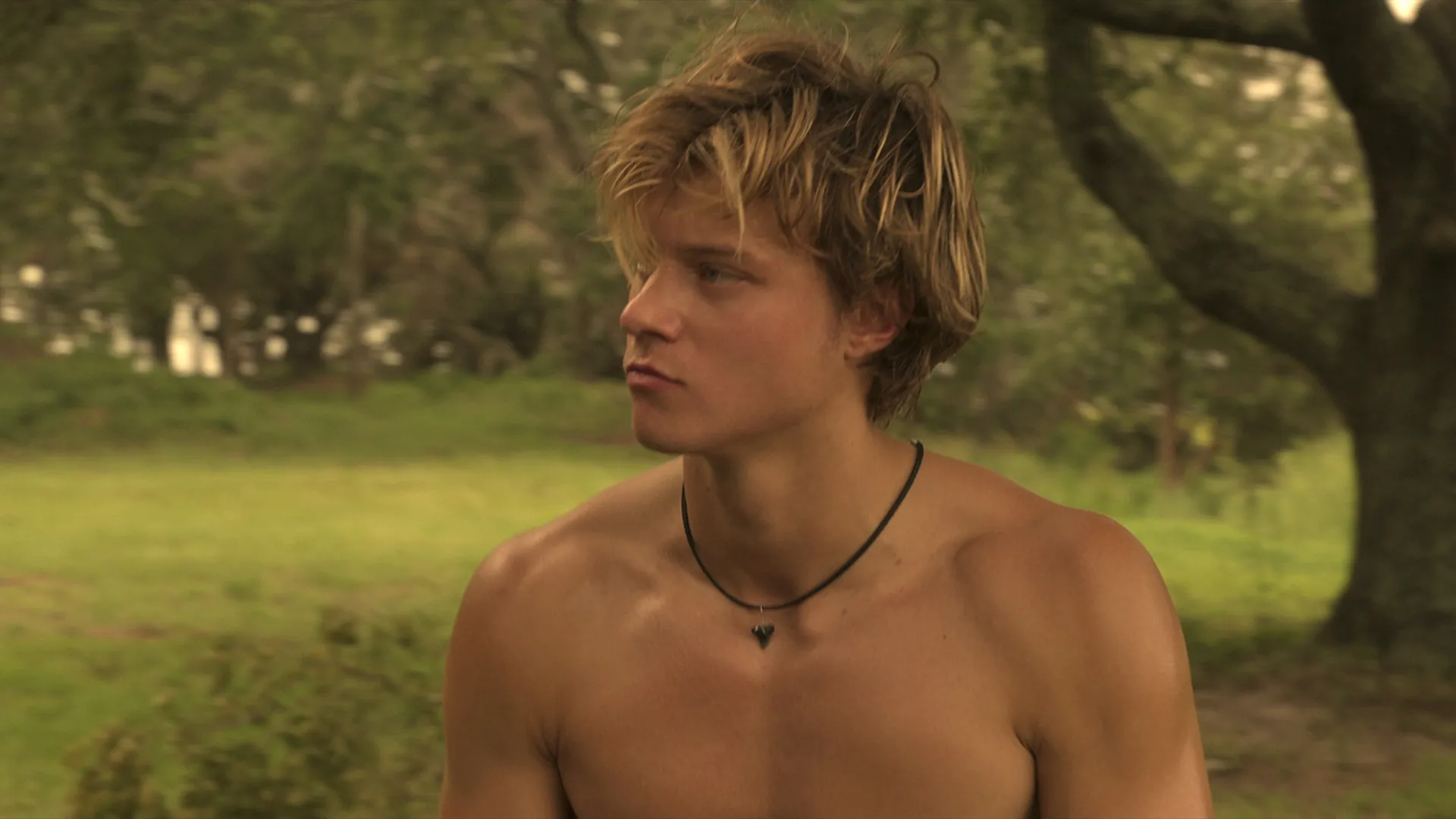 Rudy Pankow in ‘Outer Banks’ / IMDb