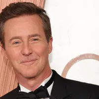From Chameleonic Debuts to Unhinged Satire: Celebrating Edward Norton’s 57th Birthday with His 10 Best Roles