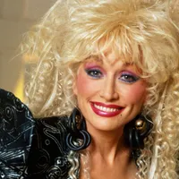 Dolly Parton Dies at 80: Inside Her Ambitious ‘Dolly’ Variety Show and Its Star-Studded Guest List