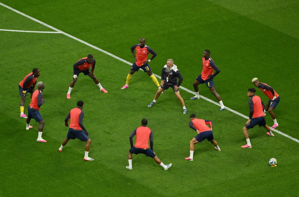 MEXICO CITY, MEXICO - JUNE 30: Ecuador players warm up before the FIFA World Cup 2026 Round Of 32 match between Mexico and Ecuador at Mexico City Stadium on June 30, 2026 in Mexico City, Mexico. (Photo by David Ramos/Getty Images)